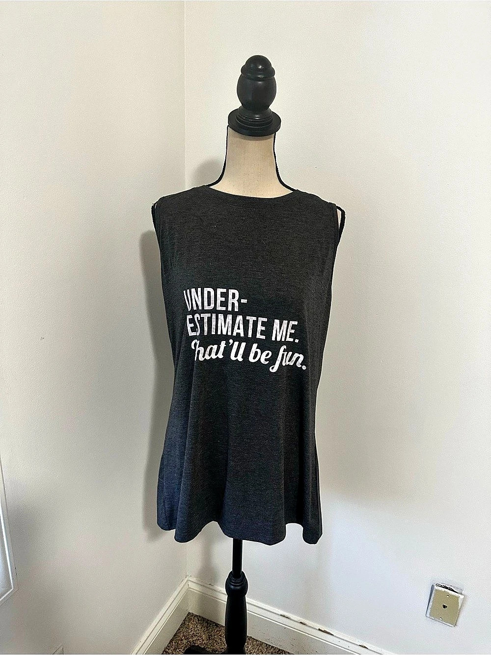 Graphic Muscle Tee in Black